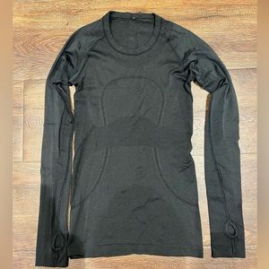 Lululemon Swiftly Tech Long Sleeve